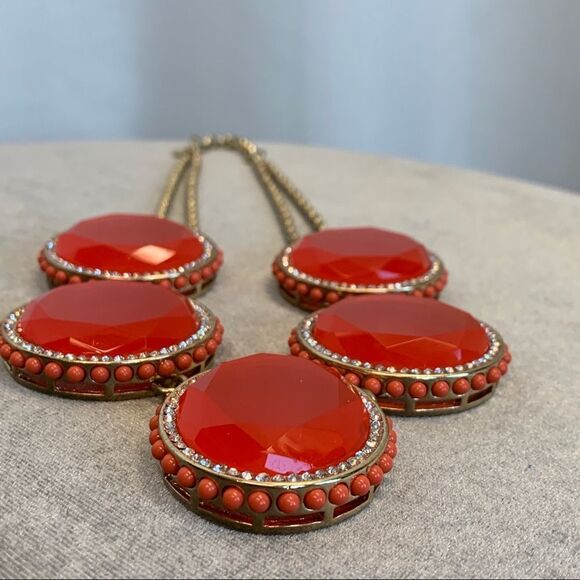 Banana Republic orange red round rhinestone acrylic statement necklace - Picture 8 of 12